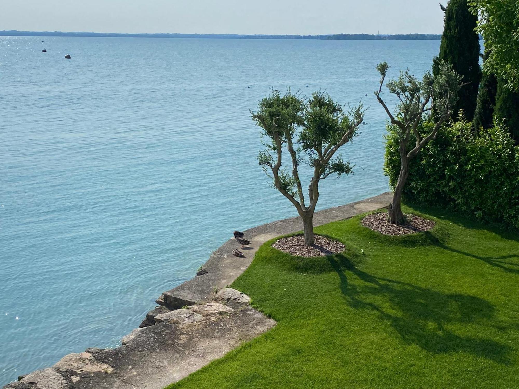Sirmio Apartments - Darsena Stay Sirmione Esterno foto