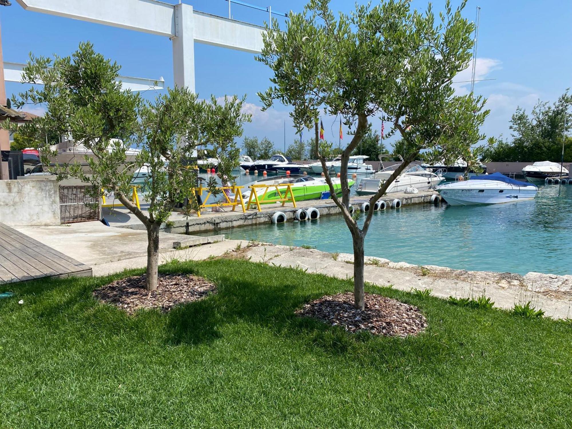 Sirmio Apartments - Darsena Stay Sirmione Esterno foto